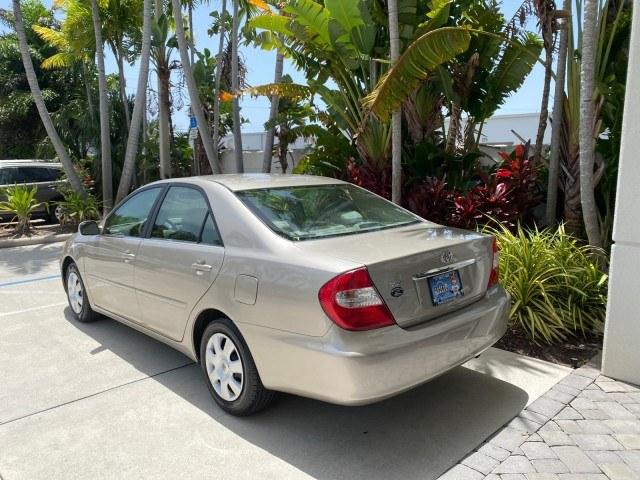 2004 Desert Sand Mica /Stone Toyota Camry LE LOW MILES 58,925 1 OWNER (4T1BE32K04U) with an 2.4L DOHC MPFI Vvti 16-Valve 4-Cyl Engine engine, Automatic transmission, located at 4701 North Dixie Hwy, Pompano Beach, FL, 33064, (954) 422-2889, 26.240938, -80.123474 - OUR WEBPAGE FLORIDACARS1.COM HAS OVER 100 PHOTOS AND FREE CARFAX LINK 2004 Toyota Camry LE 1 OWNER Sedan 4 DR 2.4L I4 F DOHC 16V Gasoline 32 MPG Front Wheel Drive Features Air Conditioning AM/FM Stereo Automatic Transmission Cassette Player CD Audio Cloth Seats Cruise Control Power Locks Power Mirro- Photo#32