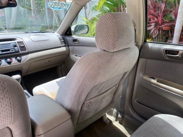 2004 Desert Sand Mica /Stone Toyota Camry LE LOW MILES 58,925 1 OWNER (4T1BE32K04U) with an 2.4L DOHC MPFI Vvti 16-Valve 4-Cyl Engine engine, Automatic transmission, located at 4701 North Dixie Hwy, Pompano Beach, FL, 33064, (954) 422-2889, 26.240938, -80.123474 - OUR WEBPAGE FLORIDACARS1.COM HAS OVER 100 PHOTOS AND FREE CARFAX LINK 2004 Toyota Camry LE 1 OWNER Sedan 4 DR 2.4L I4 F DOHC 16V Gasoline 32 MPG Front Wheel Drive Features Air Conditioning AM/FM Stereo Automatic Transmission Cassette Player CD Audio Cloth Seats Cruise Control Power Locks Power Mirro- Photo#79