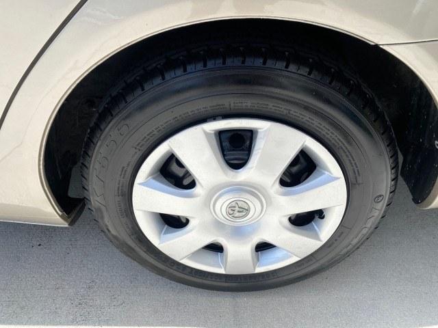 2004 Desert Sand Mica /Stone Toyota Camry LE LOW MILES 58,925 1 OWNER (4T1BE32K04U) with an 2.4L DOHC MPFI Vvti 16-Valve 4-Cyl Engine engine, Automatic transmission, located at 4701 North Dixie Hwy, Pompano Beach, FL, 33064, (954) 422-2889, 26.240938, -80.123474 - OUR WEBPAGE FLORIDACARS1.COM HAS OVER 100 PHOTOS AND FREE CARFAX LINK 2004 Toyota Camry LE 1 OWNER Sedan 4 DR 2.4L I4 F DOHC 16V Gasoline 32 MPG Front Wheel Drive Features Air Conditioning AM/FM Stereo Automatic Transmission Cassette Player CD Audio Cloth Seats Cruise Control Power Locks Power Mirro- Photo#81