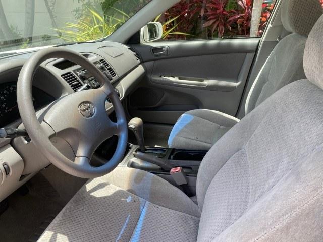 2003 Super White /Stone Toyota Camry LE LOW MILES 61,005 (4T1BF32K63U) with an 3.0L DOHC 24-Valve V6 Engine engine, Automatic transmission, located at 4701 North Dixie Hwy, Pompano Beach, FL, 33064, (954) 422-2889, 26.240938, -80.123474 - OUR WEBPAGE FLORIDACARS1.COM HAS OVER 100 PHOTOS AND FREE CARFAX LINK 2003 Toyota Camry LE Sedan 4 DR 3.0L V6 F DOHC 24V Gasoline 28 MPG Front Wheel Drive Features ABS Brakes Air Conditioning Alloy Wheels AM/FM Stereo Automatic Transmission Cassette Player CD Audio Cloth Seats Cruise Control Power L- Photo#43
