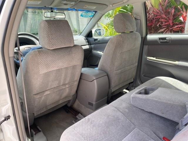 2003 Super White /Stone Toyota Camry LE LOW MILES 61,005 (4T1BF32K63U) with an 3.0L DOHC 24-Valve V6 Engine engine, Automatic transmission, located at 4701 North Dixie Hwy, Pompano Beach, FL, 33064, (954) 422-2889, 26.240938, -80.123474 - OUR WEBPAGE FLORIDACARS1.COM HAS OVER 100 PHOTOS AND FREE CARFAX LINK 2003 Toyota Camry LE Sedan 4 DR 3.0L V6 F DOHC 24V Gasoline 28 MPG Front Wheel Drive Features ABS Brakes Air Conditioning Alloy Wheels AM/FM Stereo Automatic Transmission Cassette Player CD Audio Cloth Seats Cruise Control Power L- Photo#77