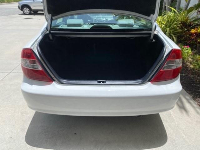 2003 Super White /Stone Toyota Camry LE LOW MILES 61,005 (4T1BF32K63U) with an 3.0L DOHC 24-Valve V6 Engine engine, Automatic transmission, located at 4701 North Dixie Hwy, Pompano Beach, FL, 33064, (954) 422-2889, 26.240938, -80.123474 - OUR WEBPAGE FLORIDACARS1.COM HAS OVER 100 PHOTOS AND FREE CARFAX LINK 2003 Toyota Camry LE Sedan 4 DR 3.0L V6 F DOHC 24V Gasoline 28 MPG Front Wheel Drive Features ABS Brakes Air Conditioning Alloy Wheels AM/FM Stereo Automatic Transmission Cassette Player CD Audio Cloth Seats Cruise Control Power L- Photo#90