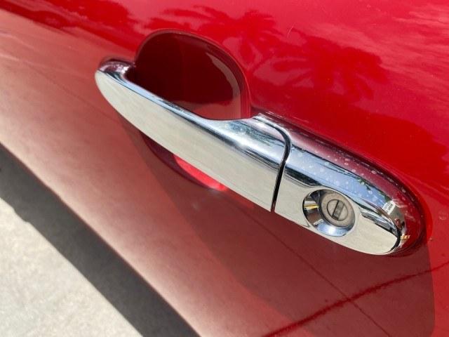 2007 Aggressive (Victory Red) /Ebony Pontiac Solstice LOW MILES 38,147 5SPD AC (1G2MB35B77Y) with an Ecotec 2.4L VVT DOHC 4-Cyl SFI Aluminum Engine engine, Manual transmission, located at 4701 North Dixie Hwy, Pompano Beach, FL, 33064, (954) 422-2889, 26.240938, -80.123474 - OUR WEBPAGE FLORIDACARS1.COM HAS OVER 100 PHOTOS AND FREE CARFAX LINK 2007 Pontiac Solstice Convertible 2.4L I4 F DOHC Gasoline 28 MPG Rear Wheel Drive Features Air Conditioning Alloy Wheels AM/FM Stereo Auxiliary Audio Input CD Audio Cruise Control Leather Seats Manual Transmission Power Locks Powe- Photo#37