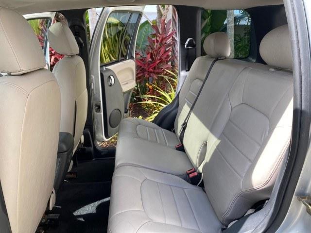 2004 Bright Silver Metallic /Taupe Jeep Liberty Limited 1 OWNER SUNROOF (1J4GK58K24W) with an 3.7L DOHC V6 Power Tech Engine engine, Automatic transmission, located at 4701 North Dixie Hwy, Pompano Beach, FL, 33064, (954) 422-2889, 26.240938, -80.123474 - OUR WEBPAGE FLORIDACARS1.COM HAS OVER 100 PHOTOS AND FREE CARFAX LINK 2004 Jeep Liberty Limited 1 OWNER 4 Door Wagon/Sport Utility 3.7L V6 F Gasoline 23 MPG Rear Wheel Drive Features Air Conditioning Alloy Wheels AM/FM Stereo Automatic Transmission CD Audio Cloth Seats Cruise Control Power Locks Pow- Photo#14
