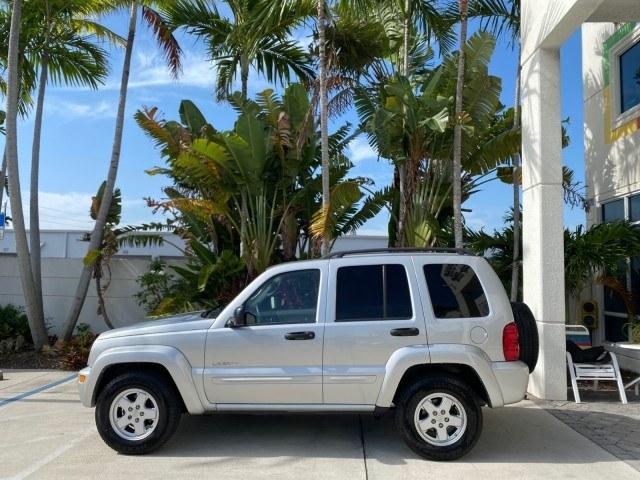 2004 Bright Silver Metallic /Taupe Jeep Liberty Limited 1 OWNER SUNROOF (1J4GK58K24W) with an 3.7L DOHC V6 Power Tech Engine engine, Automatic transmission, located at 4701 North Dixie Hwy, Pompano Beach, FL, 33064, (954) 422-2889, 26.240938, -80.123474 - OUR WEBPAGE FLORIDACARS1.COM HAS OVER 100 PHOTOS AND FREE CARFAX LINK 2004 Jeep Liberty Limited 1 OWNER 4 Door Wagon/Sport Utility 3.7L V6 F Gasoline 23 MPG Rear Wheel Drive Features Air Conditioning Alloy Wheels AM/FM Stereo Automatic Transmission CD Audio Cloth Seats Cruise Control Power Locks Pow- Photo#30