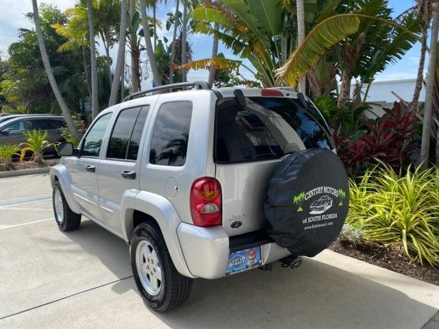 2004 Bright Silver Metallic /Taupe Jeep Liberty Limited 1 OWNER SUNROOF (1J4GK58K24W) with an 3.7L DOHC V6 Power Tech Engine engine, Automatic transmission, located at 4701 North Dixie Hwy, Pompano Beach, FL, 33064, (954) 422-2889, 26.240938, -80.123474 - OUR WEBPAGE FLORIDACARS1.COM HAS OVER 100 PHOTOS AND FREE CARFAX LINK 2004 Jeep Liberty Limited 1 OWNER 4 Door Wagon/Sport Utility 3.7L V6 F Gasoline 23 MPG Rear Wheel Drive Features Air Conditioning Alloy Wheels AM/FM Stereo Automatic Transmission CD Audio Cloth Seats Cruise Control Power Locks Pow- Photo#32