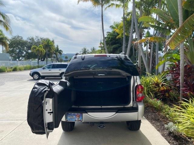 2004 Bright Silver Metallic /Taupe Jeep Liberty Limited 1 OWNER SUNROOF (1J4GK58K24W) with an 3.7L DOHC V6 Power Tech Engine engine, Automatic transmission, located at 4701 North Dixie Hwy, Pompano Beach, FL, 33064, (954) 422-2889, 26.240938, -80.123474 - OUR WEBPAGE FLORIDACARS1.COM HAS OVER 100 PHOTOS AND FREE CARFAX LINK 2004 Jeep Liberty Limited 1 OWNER 4 Door Wagon/Sport Utility 3.7L V6 F Gasoline 23 MPG Rear Wheel Drive Features Air Conditioning Alloy Wheels AM/FM Stereo Automatic Transmission CD Audio Cloth Seats Cruise Control Power Locks Pow- Photo#36