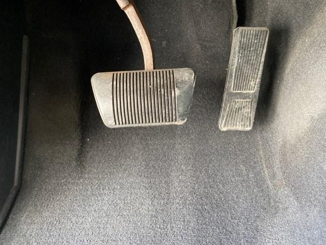 2004 Bright Silver Metallic /Taupe Jeep Liberty Limited 1 OWNER SUNROOF (1J4GK58K24W) with an 3.7L DOHC V6 Power Tech Engine engine, Automatic transmission, located at 4701 North Dixie Hwy, Pompano Beach, FL, 33064, (954) 422-2889, 26.240938, -80.123474 - OUR WEBPAGE FLORIDACARS1.COM HAS OVER 100 PHOTOS AND FREE CARFAX LINK 2004 Jeep Liberty Limited 1 OWNER 4 Door Wagon/Sport Utility 3.7L V6 F Gasoline 23 MPG Rear Wheel Drive Features Air Conditioning Alloy Wheels AM/FM Stereo Automatic Transmission CD Audio Cloth Seats Cruise Control Power Locks Pow- Photo#54