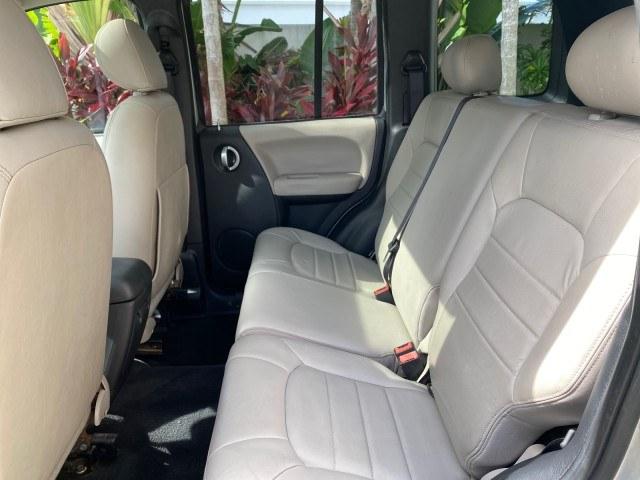 2004 Bright Silver Metallic /Taupe Jeep Liberty Limited 1 OWNER SUNROOF (1J4GK58K24W) with an 3.7L DOHC V6 Power Tech Engine engine, Automatic transmission, located at 4701 North Dixie Hwy, Pompano Beach, FL, 33064, (954) 422-2889, 26.240938, -80.123474 - OUR WEBPAGE FLORIDACARS1.COM HAS OVER 100 PHOTOS AND FREE CARFAX LINK 2004 Jeep Liberty Limited 1 OWNER 4 Door Wagon/Sport Utility 3.7L V6 F Gasoline 23 MPG Rear Wheel Drive Features Air Conditioning Alloy Wheels AM/FM Stereo Automatic Transmission CD Audio Cloth Seats Cruise Control Power Locks Pow- Photo#80