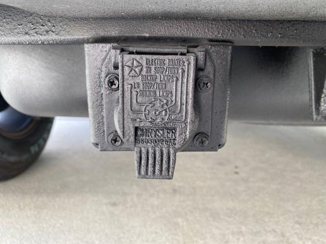 2004 Bright Silver Metallic /Taupe Jeep Liberty Limited 1 OWNER SUNROOF (1J4GK58K24W) with an 3.7L DOHC V6 Power Tech Engine engine, Automatic transmission, located at 4701 North Dixie Hwy, Pompano Beach, FL, 33064, (954) 422-2889, 26.240938, -80.123474 - OUR WEBPAGE FLORIDACARS1.COM HAS OVER 100 PHOTOS AND FREE CARFAX LINK 2004 Jeep Liberty Limited 1 OWNER 4 Door Wagon/Sport Utility 3.7L V6 F Gasoline 23 MPG Rear Wheel Drive Features Air Conditioning Alloy Wheels AM/FM Stereo Automatic Transmission CD Audio Cloth Seats Cruise Control Power Locks Pow- Photo#98