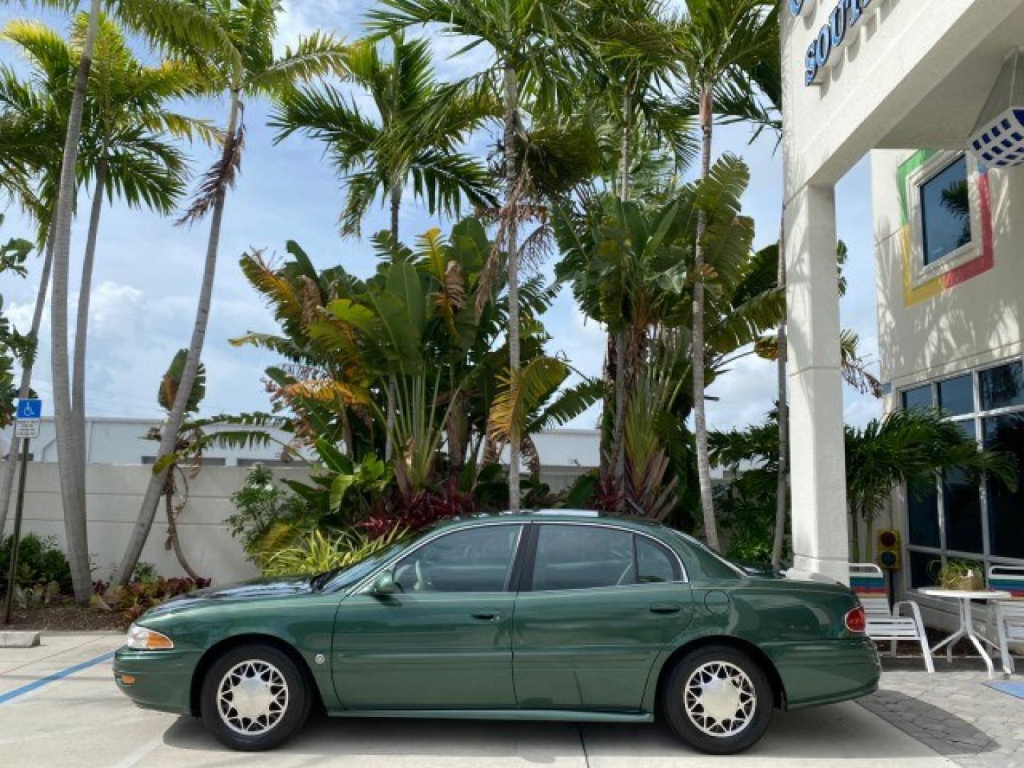 2003 Jade Green Metallic /Taupe Buick LeSabre Custom 1 OWNER LEATHER LOW MILES 89,057 (1G4HP52K13U) with an 3.8L 3800 V6 SFI Engine engine, Automatic transmission, located at 4701 North Dixie Hwy, Pompano Beach, FL, 33064, (954) 422-2889, 26.240938, -80.123474 - OUR WEBPAGE FLORIDACARS1.COM HAS OVER 100 PHOTOS AND FREE CARFAX LINK 2003 Buick Lesabre Custom 1 OWNER Sedan 4 DR 3.8L V6 F 12V Gasoline 29 MPG Front Wheel Drive Features ABS Brakes Air Conditioning Alloy Wheels AM/FM Stereo Automatic Transmission CD Audio Cruise Control Leather Seats Power Locks P- Photo#4