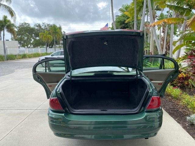 2003 Jade Green Metallic /Taupe Buick LeSabre Custom 1 OWNER LEATHER LOW MILES 89,057 (1G4HP52K13U) with an 3.8L 3800 V6 SFI Engine engine, Automatic transmission, located at 4701 North Dixie Hwy, Pompano Beach, FL, 33064, (954) 422-2889, 26.240938, -80.123474 - OUR WEBPAGE FLORIDACARS1.COM HAS OVER 100 PHOTOS AND FREE CARFAX LINK 2003 Buick Lesabre Custom 1 OWNER Sedan 4 DR 3.8L V6 F 12V Gasoline 29 MPG Front Wheel Drive Features ABS Brakes Air Conditioning Alloy Wheels AM/FM Stereo Automatic Transmission CD Audio Cruise Control Leather Seats Power Locks P- Photo#15