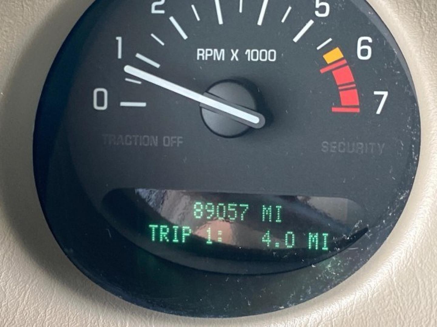 2003 Jade Green Metallic /Taupe Buick LeSabre Custom 1 OWNER LEATHER LOW MILES 89,057 (1G4HP52K13U) with an 3.8L 3800 V6 SFI Engine engine, Automatic transmission, located at 4701 North Dixie Hwy, Pompano Beach, FL, 33064, (954) 422-2889, 26.240938, -80.123474 - OUR WEBPAGE FLORIDACARS1.COM HAS OVER 100 PHOTOS AND FREE CARFAX LINK 2003 Buick Lesabre Custom 1 OWNER Sedan 4 DR 3.8L V6 F 12V Gasoline 29 MPG Front Wheel Drive Features ABS Brakes Air Conditioning Alloy Wheels AM/FM Stereo Automatic Transmission CD Audio Cruise Control Leather Seats Power Locks P- Photo#18