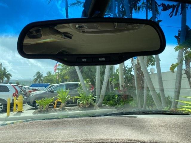 2003 Jade Green Metallic /Taupe Buick LeSabre Custom 1 OWNER LEATHER LOW MILES 89,057 (1G4HP52K13U) with an 3.8L 3800 V6 SFI Engine engine, Automatic transmission, located at 4701 North Dixie Hwy, Pompano Beach, FL, 33064, (954) 422-2889, 26.240938, -80.123474 - OUR WEBPAGE FLORIDACARS1.COM HAS OVER 100 PHOTOS AND FREE CARFAX LINK 2003 Buick Lesabre Custom 1 OWNER Sedan 4 DR 3.8L V6 F 12V Gasoline 29 MPG Front Wheel Drive Features ABS Brakes Air Conditioning Alloy Wheels AM/FM Stereo Automatic Transmission CD Audio Cruise Control Leather Seats Power Locks P- Photo#62