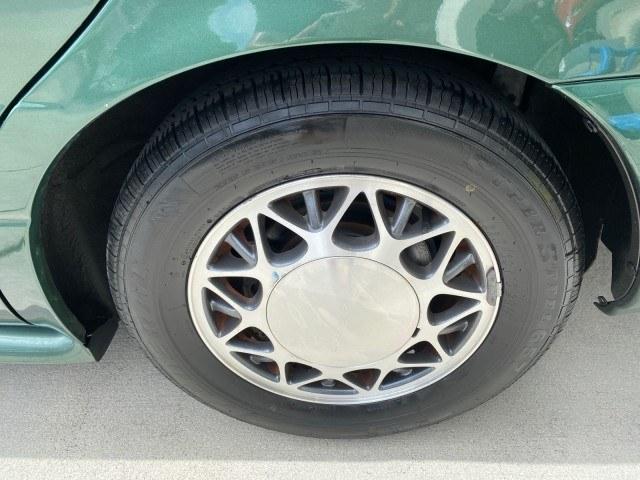2003 Jade Green Metallic /Taupe Buick LeSabre Custom 1 OWNER LEATHER LOW MILES 89,057 (1G4HP52K13U) with an 3.8L 3800 V6 SFI Engine engine, Automatic transmission, located at 4701 North Dixie Hwy, Pompano Beach, FL, 33064, (954) 422-2889, 26.240938, -80.123474 - OUR WEBPAGE FLORIDACARS1.COM HAS OVER 100 PHOTOS AND FREE CARFAX LINK 2003 Buick Lesabre Custom 1 OWNER Sedan 4 DR 3.8L V6 F 12V Gasoline 29 MPG Front Wheel Drive Features ABS Brakes Air Conditioning Alloy Wheels AM/FM Stereo Automatic Transmission CD Audio Cruise Control Leather Seats Power Locks P- Photo#83
