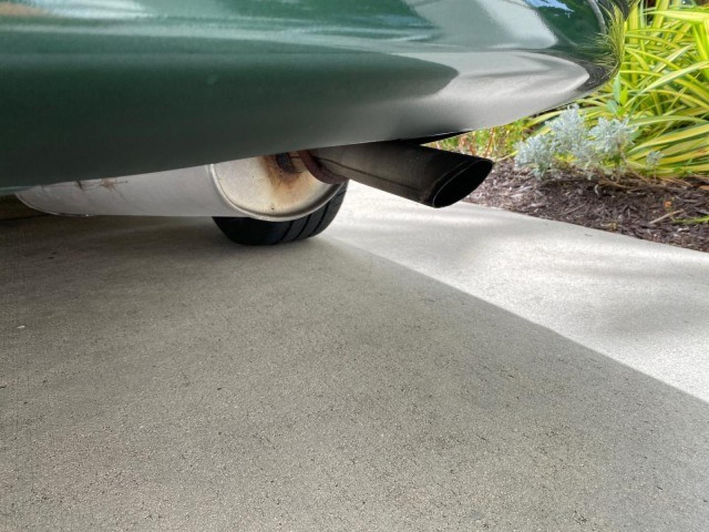 2003 Jade Green Metallic /Taupe Buick LeSabre Custom 1 OWNER LEATHER LOW MILES 89,057 (1G4HP52K13U) with an 3.8L 3800 V6 SFI Engine engine, Automatic transmission, located at 4701 North Dixie Hwy, Pompano Beach, FL, 33064, (954) 422-2889, 26.240938, -80.123474 - OUR WEBPAGE FLORIDACARS1.COM HAS OVER 100 PHOTOS AND FREE CARFAX LINK 2003 Buick Lesabre Custom 1 OWNER Sedan 4 DR 3.8L V6 F 12V Gasoline 29 MPG Front Wheel Drive Features ABS Brakes Air Conditioning Alloy Wheels AM/FM Stereo Automatic Transmission CD Audio Cruise Control Leather Seats Power Locks P- Photo#91