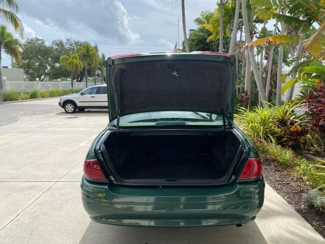 2003 Jade Green Metallic /Taupe Buick LeSabre Custom 1 OWNER LEATHER LOW MILES 89,057 (1G4HP52K13U) with an 3.8L 3800 V6 SFI Engine engine, Automatic transmission, located at 4701 North Dixie Hwy, Pompano Beach, FL, 33064, (954) 422-2889, 26.240938, -80.123474 - OUR WEBPAGE FLORIDACARS1.COM HAS OVER 100 PHOTOS AND FREE CARFAX LINK 2003 Buick Lesabre Custom 1 OWNER Sedan 4 DR 3.8L V6 F 12V Gasoline 29 MPG Front Wheel Drive Features ABS Brakes Air Conditioning Alloy Wheels AM/FM Stereo Automatic Transmission CD Audio Cruise Control Leather Seats Power Locks P- Photo#92