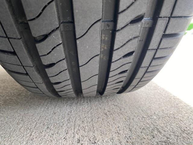 2007 Magnesium Pearl /Medium Slate Gray Dodge Grand Caravan SXT Braun Entervan (2D4GP44L97R) with an 3.8L OHV V6 Engine engine, Automatic transmission, located at 4701 North Dixie Hwy, Pompano Beach, FL, 33064, (954) 422-2889, 26.240938, -80.123474 - OUR WEBPAGE FLORIDACARS1.COM HAS OVER 100 PHOTOS AND FREE CARFAX LINK 2007 Dodge Grand Caravan SXT Van 3.8L V6 F Gasoline 25 MPG Front Wheel Drive Features ABS Brakes Air Conditioning Alloy Wheels AM/FM Stereo Automatic Transmission CD Audio Cloth Seats Cruise Control Power Locks Power Mirrors Power- Photo#20