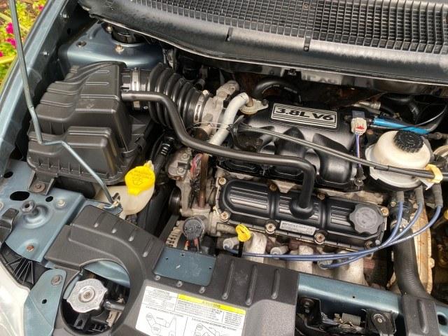 2007 Magnesium Pearl /Medium Slate Gray Dodge Grand Caravan SXT Braun Entervan (2D4GP44L97R) with an 3.8L OHV V6 Engine engine, Automatic transmission, located at 4701 North Dixie Hwy, Pompano Beach, FL, 33064, (954) 422-2889, 26.240938, -80.123474 - OUR WEBPAGE FLORIDACARS1.COM HAS OVER 100 PHOTOS AND FREE CARFAX LINK 2007 Dodge Grand Caravan SXT Van 3.8L V6 F Gasoline 25 MPG Front Wheel Drive Features ABS Brakes Air Conditioning Alloy Wheels AM/FM Stereo Automatic Transmission CD Audio Cloth Seats Cruise Control Power Locks Power Mirrors Power- Photo#24