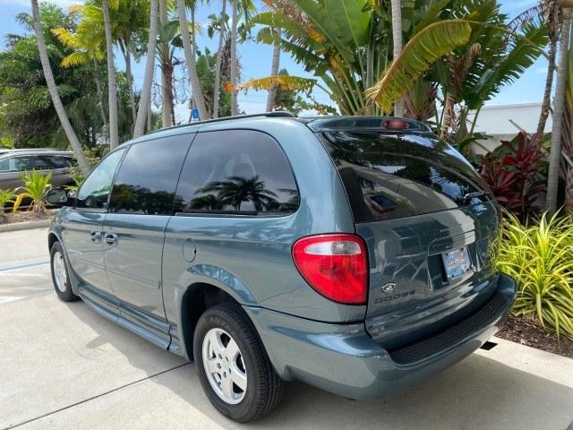 2007 Magnesium Pearl /Medium Slate Gray Dodge Grand Caravan SXT Braun Entervan (2D4GP44L97R) with an 3.8L OHV V6 Engine engine, Automatic transmission, located at 4701 North Dixie Hwy, Pompano Beach, FL, 33064, (954) 422-2889, 26.240938, -80.123474 - OUR WEBPAGE FLORIDACARS1.COM HAS OVER 100 PHOTOS AND FREE CARFAX LINK 2007 Dodge Grand Caravan SXT Van 3.8L V6 F Gasoline 25 MPG Front Wheel Drive Features ABS Brakes Air Conditioning Alloy Wheels AM/FM Stereo Automatic Transmission CD Audio Cloth Seats Cruise Control Power Locks Power Mirrors Power- Photo#33