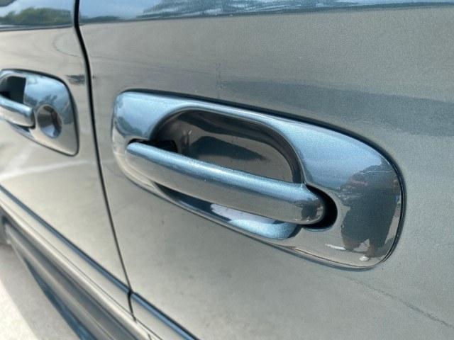 2007 Magnesium Pearl /Medium Slate Gray Dodge Grand Caravan SXT Braun Entervan (2D4GP44L97R) with an 3.8L OHV V6 Engine engine, Automatic transmission, located at 4701 North Dixie Hwy, Pompano Beach, FL, 33064, (954) 422-2889, 26.240938, -80.123474 - OUR WEBPAGE FLORIDACARS1.COM HAS OVER 100 PHOTOS AND FREE CARFAX LINK 2007 Dodge Grand Caravan SXT Van 3.8L V6 F Gasoline 25 MPG Front Wheel Drive Features ABS Brakes Air Conditioning Alloy Wheels AM/FM Stereo Automatic Transmission CD Audio Cloth Seats Cruise Control Power Locks Power Mirrors Power- Photo#68
