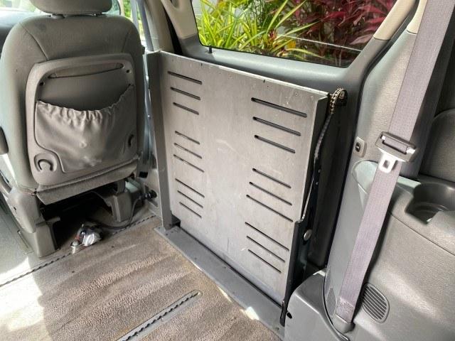 2007 Magnesium Pearl /Medium Slate Gray Dodge Grand Caravan SXT Braun Entervan (2D4GP44L97R) with an 3.8L OHV V6 Engine engine, Automatic transmission, located at 4701 North Dixie Hwy, Pompano Beach, FL, 33064, (954) 422-2889, 26.240938, -80.123474 - OUR WEBPAGE FLORIDACARS1.COM HAS OVER 100 PHOTOS AND FREE CARFAX LINK 2007 Dodge Grand Caravan SXT Van 3.8L V6 F Gasoline 25 MPG Front Wheel Drive Features ABS Brakes Air Conditioning Alloy Wheels AM/FM Stereo Automatic Transmission CD Audio Cloth Seats Cruise Control Power Locks Power Mirrors Power- Photo#82