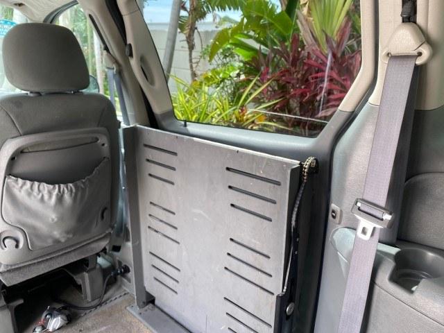 2007 Magnesium Pearl /Medium Slate Gray Dodge Grand Caravan SXT Braun Entervan (2D4GP44L97R) with an 3.8L OHV V6 Engine engine, Automatic transmission, located at 4701 North Dixie Hwy, Pompano Beach, FL, 33064, (954) 422-2889, 26.240938, -80.123474 - OUR WEBPAGE FLORIDACARS1.COM HAS OVER 100 PHOTOS AND FREE CARFAX LINK 2007 Dodge Grand Caravan SXT Van 3.8L V6 F Gasoline 25 MPG Front Wheel Drive Features ABS Brakes Air Conditioning Alloy Wheels AM/FM Stereo Automatic Transmission CD Audio Cloth Seats Cruise Control Power Locks Power Mirrors Power- Photo#83