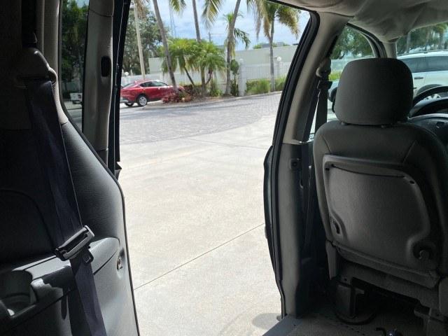 2007 Magnesium Pearl /Medium Slate Gray Dodge Grand Caravan SXT Braun Entervan (2D4GP44L97R) with an 3.8L OHV V6 Engine engine, Automatic transmission, located at 4701 North Dixie Hwy, Pompano Beach, FL, 33064, (954) 422-2889, 26.240938, -80.123474 - OUR WEBPAGE FLORIDACARS1.COM HAS OVER 100 PHOTOS AND FREE CARFAX LINK 2007 Dodge Grand Caravan SXT Van 3.8L V6 F Gasoline 25 MPG Front Wheel Drive Features ABS Brakes Air Conditioning Alloy Wheels AM/FM Stereo Automatic Transmission CD Audio Cloth Seats Cruise Control Power Locks Power Mirrors Power- Photo#85