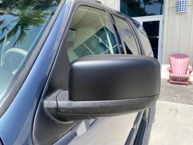 2003 True Blue Metallic /Flint Grey Ford Expedition LEATHER XLT LOW MILES 55,801 1 OWNER (1FMRU15L03L) with an 5.4L SOHC SEFI V8 Triton Engine engine, Automatic transmission, located at 4701 North Dixie Hwy, Pompano Beach, FL, 33064, (954) 422-2889, 26.240938, -80.123474 - OUR WEBPAGE FLORIDACARS1.COM HAS OVER 100 PHOTOS AND FREE CARFAX LINK 2003 Ford Expedition XLT 1 OWNER 4 Door Wagon/Sport Utility 5.4L V8 F SOHC 16V Gasoline 21 MPG Rear Wheel Drive Features ABS Brakes Air Conditioning Alloy Wheels AM/FM Stereo Automatic Transmission Cassette Player CD Audio Cruise- Photo#40
