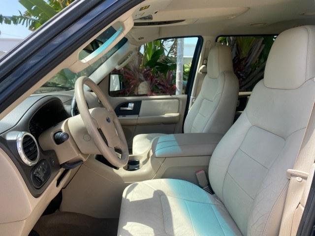 2003 True Blue Metallic /Flint Grey Ford Expedition LEATHER XLT LOW MILES 55,801 1 OWNER (1FMRU15L03L) with an 5.4L SOHC SEFI V8 Triton Engine engine, Automatic transmission, located at 4701 North Dixie Hwy, Pompano Beach, FL, 33064, (954) 422-2889, 26.240938, -80.123474 - OUR WEBPAGE FLORIDACARS1.COM HAS OVER 100 PHOTOS AND FREE CARFAX LINK 2003 Ford Expedition XLT 1 OWNER 4 Door Wagon/Sport Utility 5.4L V8 F SOHC 16V Gasoline 21 MPG Rear Wheel Drive Features ABS Brakes Air Conditioning Alloy Wheels AM/FM Stereo Automatic Transmission Cassette Player CD Audio Cruise- Photo#43