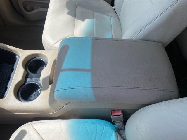 2003 True Blue Metallic /Flint Grey Ford Expedition LEATHER XLT LOW MILES 55,801 1 OWNER (1FMRU15L03L) with an 5.4L SOHC SEFI V8 Triton Engine engine, Automatic transmission, located at 4701 North Dixie Hwy, Pompano Beach, FL, 33064, (954) 422-2889, 26.240938, -80.123474 - OUR WEBPAGE FLORIDACARS1.COM HAS OVER 100 PHOTOS AND FREE CARFAX LINK 2003 Ford Expedition XLT 1 OWNER 4 Door Wagon/Sport Utility 5.4L V8 F SOHC 16V Gasoline 21 MPG Rear Wheel Drive Features ABS Brakes Air Conditioning Alloy Wheels AM/FM Stereo Automatic Transmission Cassette Player CD Audio Cruise- Photo#64