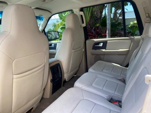 2003 True Blue Metallic /Flint Grey Ford Expedition LEATHER XLT LOW MILES 55,801 1 OWNER (1FMRU15L03L) with an 5.4L SOHC SEFI V8 Triton Engine engine, Automatic transmission, located at 4701 North Dixie Hwy, Pompano Beach, FL, 33064, (954) 422-2889, 26.240938, -80.123474 - OUR WEBPAGE FLORIDACARS1.COM HAS OVER 100 PHOTOS AND FREE CARFAX LINK 2003 Ford Expedition XLT 1 OWNER 4 Door Wagon/Sport Utility 5.4L V8 F SOHC 16V Gasoline 21 MPG Rear Wheel Drive Features ABS Brakes Air Conditioning Alloy Wheels AM/FM Stereo Automatic Transmission Cassette Player CD Audio Cruise- Photo#81