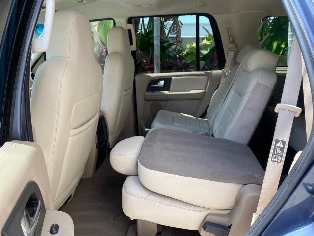 2003 True Blue Metallic /Flint Grey Ford Expedition LEATHER XLT LOW MILES 55,801 1 OWNER (1FMRU15L03L) with an 5.4L SOHC SEFI V8 Triton Engine engine, Automatic transmission, located at 4701 North Dixie Hwy, Pompano Beach, FL, 33064, (954) 422-2889, 26.240938, -80.123474 - OUR WEBPAGE FLORIDACARS1.COM HAS OVER 100 PHOTOS AND FREE CARFAX LINK 2003 Ford Expedition XLT 1 OWNER 4 Door Wagon/Sport Utility 5.4L V8 F SOHC 16V Gasoline 21 MPG Rear Wheel Drive Features ABS Brakes Air Conditioning Alloy Wheels AM/FM Stereo Automatic Transmission Cassette Player CD Audio Cruise- Photo#86