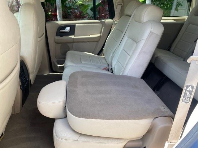 2003 True Blue Metallic /Flint Grey Ford Expedition LEATHER XLT LOW MILES 55,801 1 OWNER (1FMRU15L03L) with an 5.4L SOHC SEFI V8 Triton Engine engine, Automatic transmission, located at 4701 North Dixie Hwy, Pompano Beach, FL, 33064, (954) 422-2889, 26.240938, -80.123474 - OUR WEBPAGE FLORIDACARS1.COM HAS OVER 100 PHOTOS AND FREE CARFAX LINK 2003 Ford Expedition XLT 1 OWNER 4 Door Wagon/Sport Utility 5.4L V8 F SOHC 16V Gasoline 21 MPG Rear Wheel Drive Features ABS Brakes Air Conditioning Alloy Wheels AM/FM Stereo Automatic Transmission Cassette Player CD Audio Cruise- Photo#87