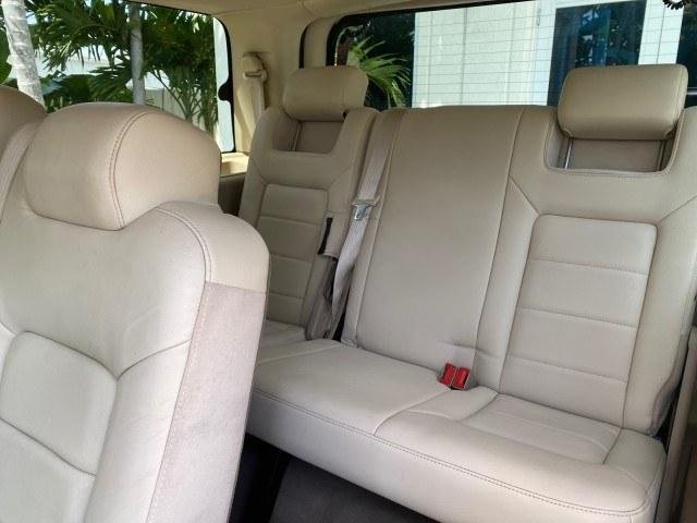 2003 True Blue Metallic /Flint Grey Ford Expedition LEATHER XLT LOW MILES 55,801 1 OWNER (1FMRU15L03L) with an 5.4L SOHC SEFI V8 Triton Engine engine, Automatic transmission, located at 4701 North Dixie Hwy, Pompano Beach, FL, 33064, (954) 422-2889, 26.240938, -80.123474 - OUR WEBPAGE FLORIDACARS1.COM HAS OVER 100 PHOTOS AND FREE CARFAX LINK 2003 Ford Expedition XLT 1 OWNER 4 Door Wagon/Sport Utility 5.4L V8 F SOHC 16V Gasoline 21 MPG Rear Wheel Drive Features ABS Brakes Air Conditioning Alloy Wheels AM/FM Stereo Automatic Transmission Cassette Player CD Audio Cruise- Photo#89