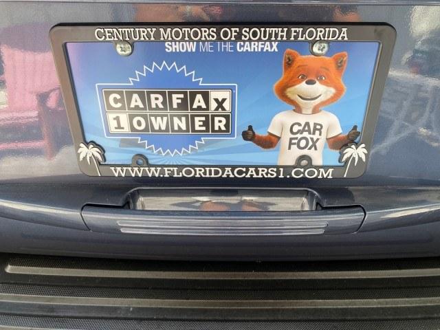 2003 True Blue Metallic /Flint Grey Ford Expedition LEATHER XLT LOW MILES 55,801 1 OWNER (1FMRU15L03L) with an 5.4L SOHC SEFI V8 Triton Engine engine, Automatic transmission, located at 4701 North Dixie Hwy, Pompano Beach, FL, 33064, (954) 422-2889, 26.240938, -80.123474 - OUR WEBPAGE FLORIDACARS1.COM HAS OVER 100 PHOTOS AND FREE CARFAX LINK 2003 Ford Expedition XLT 1 OWNER 4 Door Wagon/Sport Utility 5.4L V8 F SOHC 16V Gasoline 21 MPG Rear Wheel Drive Features ABS Brakes Air Conditioning Alloy Wheels AM/FM Stereo Automatic Transmission Cassette Player CD Audio Cruise- Photo#99