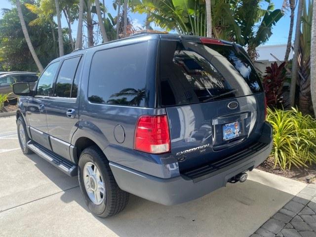 2003 True Blue Metallic /Flint Grey Ford Expedition LEATHER XLT LOW MILES 55,801 1 OWNER (1FMRU15L03L) with an 5.4L SOHC SEFI V8 Triton Engine engine, Automatic transmission, located at 4701 North Dixie Hwy, Pompano Beach, FL, 33064, (954) 422-2889, 26.240938, -80.123474 - OUR WEBPAGE FLORIDACARS1.COM HAS OVER 100 PHOTOS AND FREE CARFAX LINK 2003 Ford Expedition XLT 1 OWNER 4 Door Wagon/Sport Utility 5.4L V8 F SOHC 16V Gasoline 21 MPG Rear Wheel Drive Features ABS Brakes Air Conditioning Alloy Wheels AM/FM Stereo Automatic Transmission Cassette Player CD Audio Cruise- Photo#33