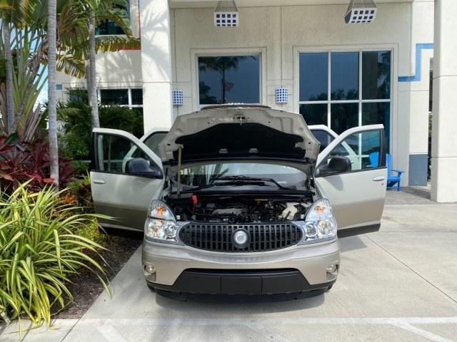 2005 Platinum Metallic /Neutral Buick CX Rendezvous 1 OWNER LOW MILES 61,892 SUV (3G5DA03E25S) with an 3.4L 3400 V6 SFI Engine engine, Automatic transmission, located at 4701 North Dixie Hwy, Pompano Beach, FL, 33064, (954) 422-2889, 26.240938, -80.123474 - OUR WEBPAGE FLORIDACARS1.COM HAS OVER 100 PHOTOS AND FREE CARFAX LINK 2005 Buick Rendezvous CX 1 OWNER 4 Door Wagon/Sport Utility 3.4L V6 F Gasoline 26 MPG Front Wheel Drive Features Air Conditioning AM/FM Stereo Automatic Transmission CD Audio Leather Seats Cruise Control Power Locks Power Mirrors- Photo#16