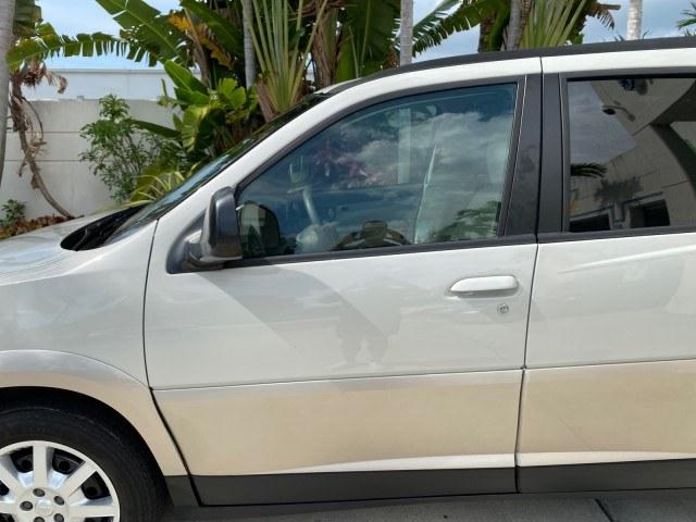 2005 Platinum Metallic /Neutral Buick CX Rendezvous 1 OWNER LOW MILES 61,892 SUV (3G5DA03E25S) with an 3.4L 3400 V6 SFI Engine engine, Automatic transmission, located at 4701 North Dixie Hwy, Pompano Beach, FL, 33064, (954) 422-2889, 26.240938, -80.123474 - OUR WEBPAGE FLORIDACARS1.COM HAS OVER 100 PHOTOS AND FREE CARFAX LINK 2005 Buick Rendezvous CX 1 OWNER 4 Door Wagon/Sport Utility 3.4L V6 F Gasoline 26 MPG Front Wheel Drive Features Air Conditioning AM/FM Stereo Automatic Transmission CD Audio Leather Seats Cruise Control Power Locks Power Mirrors- Photo#37