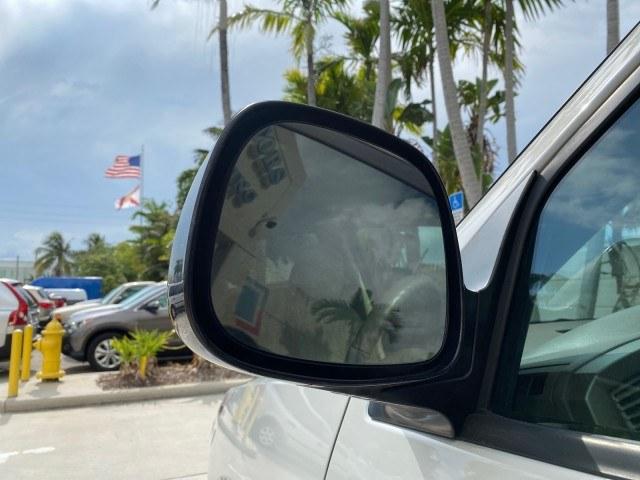 2005 Platinum Metallic /Neutral Buick CX Rendezvous 1 OWNER LOW MILES 61,892 SUV (3G5DA03E25S) with an 3.4L 3400 V6 SFI Engine engine, Automatic transmission, located at 4701 North Dixie Hwy, Pompano Beach, FL, 33064, (954) 422-2889, 26.240938, -80.123474 - OUR WEBPAGE FLORIDACARS1.COM HAS OVER 100 PHOTOS AND FREE CARFAX LINK 2005 Buick Rendezvous CX 1 OWNER 4 Door Wagon/Sport Utility 3.4L V6 F Gasoline 26 MPG Front Wheel Drive Features Air Conditioning AM/FM Stereo Automatic Transmission CD Audio Leather Seats Cruise Control Power Locks Power Mirrors- Photo#39