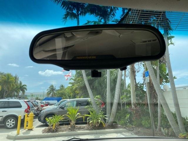 2005 Platinum Metallic /Neutral Buick CX Rendezvous 1 OWNER LOW MILES 61,892 SUV (3G5DA03E25S) with an 3.4L 3400 V6 SFI Engine engine, Automatic transmission, located at 4701 North Dixie Hwy, Pompano Beach, FL, 33064, (954) 422-2889, 26.240938, -80.123474 - OUR WEBPAGE FLORIDACARS1.COM HAS OVER 100 PHOTOS AND FREE CARFAX LINK 2005 Buick Rendezvous CX 1 OWNER 4 Door Wagon/Sport Utility 3.4L V6 F Gasoline 26 MPG Front Wheel Drive Features Air Conditioning AM/FM Stereo Automatic Transmission CD Audio Leather Seats Cruise Control Power Locks Power Mirrors- Photo#65