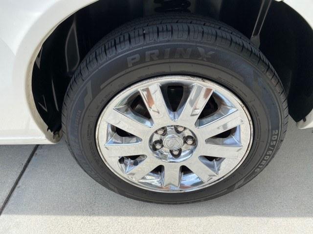 2004 Stone White /Dark Slate Gray Chrysler Sebring Limited LOW MILES 65,491 (1C3EL65R14N) with an 2.7L MPI DOHC 24-Valve V6 Engine engine, Automatic transmission, located at 4701 North Dixie Hwy, Pompano Beach, FL, 33064, (954) 422-2889, 26.240938, -80.123474 - OUR WEBPAGE FLORIDACARS1.COM HAS OVER 100 PHOTOS AND FREE CARFAX LINK 2004 Chrysler Sebring Limited Convertible 2.7L V6 F DOHC Gasoline 28 MPG Front Wheel Drive Features ABS Brakes Air Conditioning Alloy Wheels AM/FM Stereo Automatic Transmission CD Audio Cruise Control Infinity Sound System Leather- Photo#90