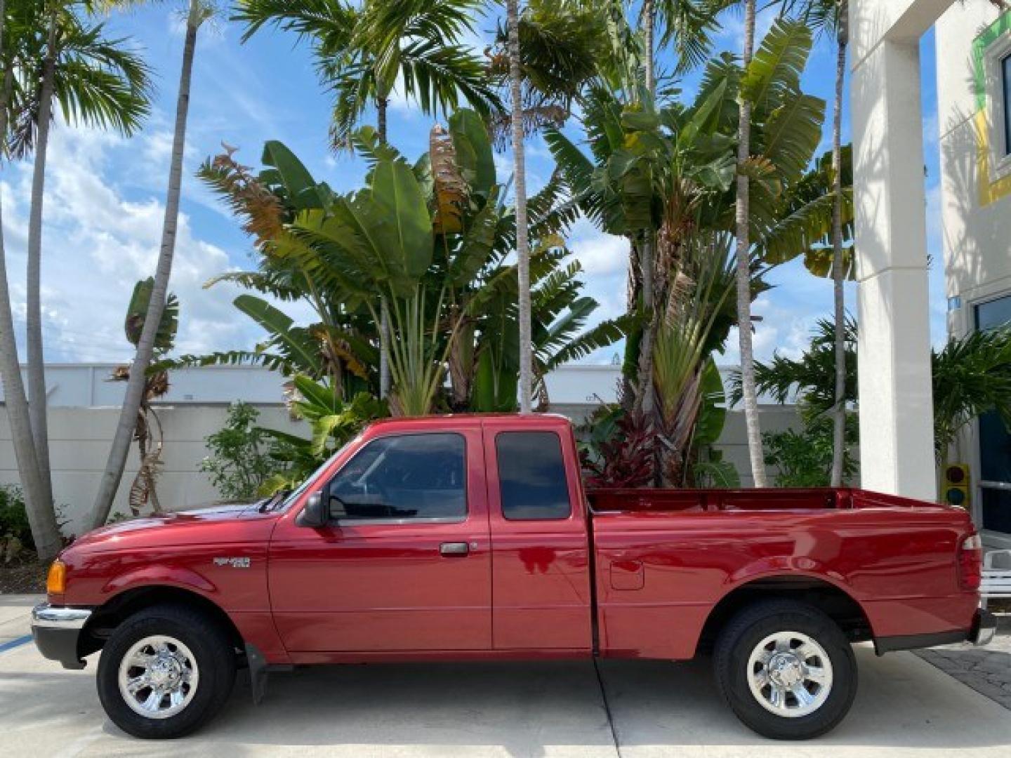 2002 Toreador Red Metallic /Med Prairie Tan Ford Ranger XLT LOW MILES 58,532 1 OWNER (1FTYR44V42P) with an 3.0L SEFI V6 Engine engine, Automatic transmission, located at 4701 North Dixie Hwy, Pompano Beach, FL, 33064, (954) 422-2889, 26.240938, -80.123474 - OUR WEBPAGE FLORIDACARS1.COM HAS OVER 100 PHOTOS AND FREE CARFAX LINK 2002 Ford Ranger XLT 1 OWNER 4 Door Extended Cab Pickup 3.0L V6 F Flex Fuel 22 MPG Rear Wheel Drive Features ABS Brakes Air Conditioning AM/FM Stereo Automatic Transmission CD Audio Cloth Seats Cruise Control Power Locks Power Mir- Photo#31