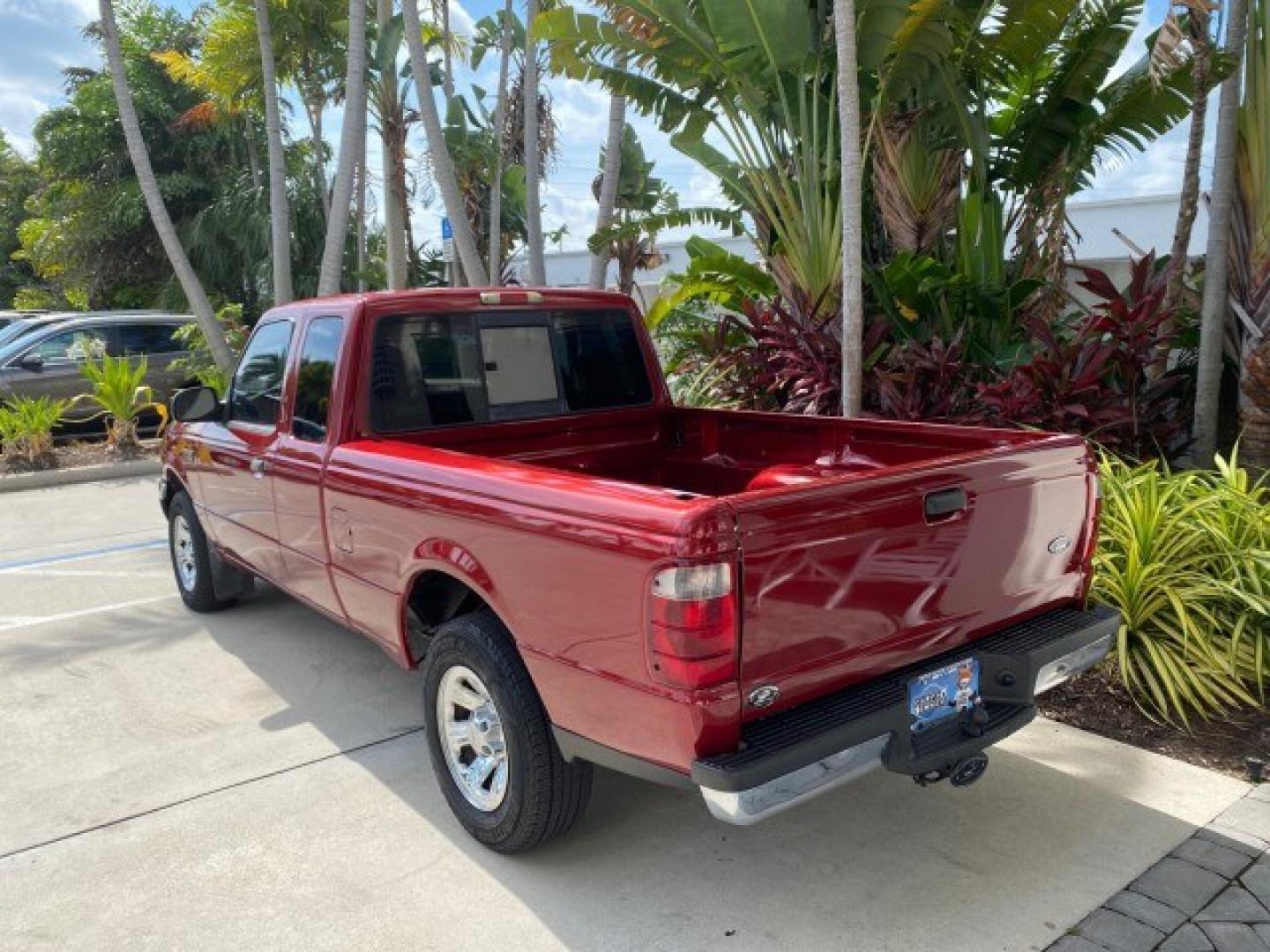 2002 Toreador Red Metallic /Med Prairie Tan Ford Ranger XLT LOW MILES 58,532 1 OWNER (1FTYR44V42P) with an 3.0L SEFI V6 Engine engine, Automatic transmission, located at 4701 North Dixie Hwy, Pompano Beach, FL, 33064, (954) 422-2889, 26.240938, -80.123474 - OUR WEBPAGE FLORIDACARS1.COM HAS OVER 100 PHOTOS AND FREE CARFAX LINK 2002 Ford Ranger XLT 1 OWNER 4 Door Extended Cab Pickup 3.0L V6 F Flex Fuel 22 MPG Rear Wheel Drive Features ABS Brakes Air Conditioning AM/FM Stereo Automatic Transmission CD Audio Cloth Seats Cruise Control Power Locks Power Mir- Photo#32