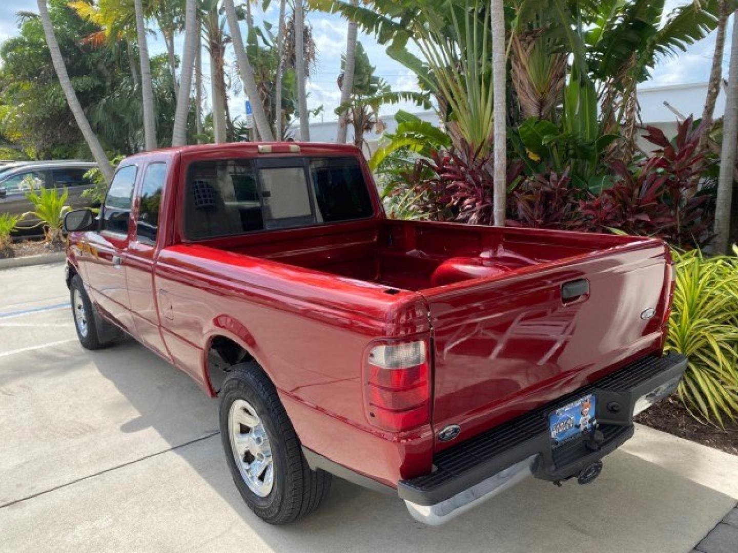 2002 Toreador Red Metallic /Med Prairie Tan Ford Ranger XLT LOW MILES 58,532 1 OWNER (1FTYR44V42P) with an 3.0L SEFI V6 Engine engine, Automatic transmission, located at 4701 North Dixie Hwy, Pompano Beach, FL, 33064, (954) 422-2889, 26.240938, -80.123474 - OUR WEBPAGE FLORIDACARS1.COM HAS OVER 100 PHOTOS AND FREE CARFAX LINK 2002 Ford Ranger XLT 1 OWNER 4 Door Extended Cab Pickup 3.0L V6 F Flex Fuel 22 MPG Rear Wheel Drive Features ABS Brakes Air Conditioning AM/FM Stereo Automatic Transmission CD Audio Cloth Seats Cruise Control Power Locks Power Mir- Photo#33