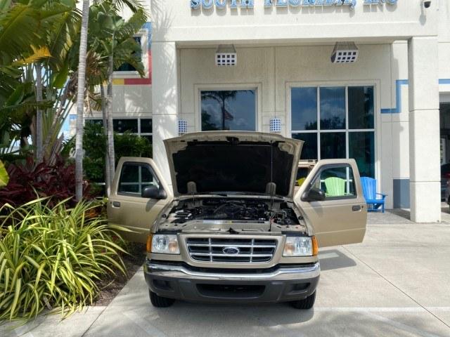 2002 Harvest Gold Metallic /Med Prairie Tan Ford Ranger XLT X CAB CAMPER TOP LOW MILES 49,062 (1FTYR44E22P) with an 4.0L SEFI SOHC V6 Engine engine, Automatic transmission, located at 4701 North Dixie Hwy, Pompano Beach, FL, 33064, (954) 422-2889, 26.240938, -80.123474 - OUR WEBPAGE FLORIDACARS1.COM HAS OVER 100 PHOTOS AND FREE CARFAX LINK 2002 Ford Ranger XLT Appearance 4 Door Extended Cab Pickup 4.0L V6 F SOHC Gasoline 23 MPG Rear Wheel Drive Features ABS Brakes Air Conditioning AM/FM Stereo Automatic Transmission Bed Liner Cassette Player CD Audio Cloth Seats Cru- Photo#16