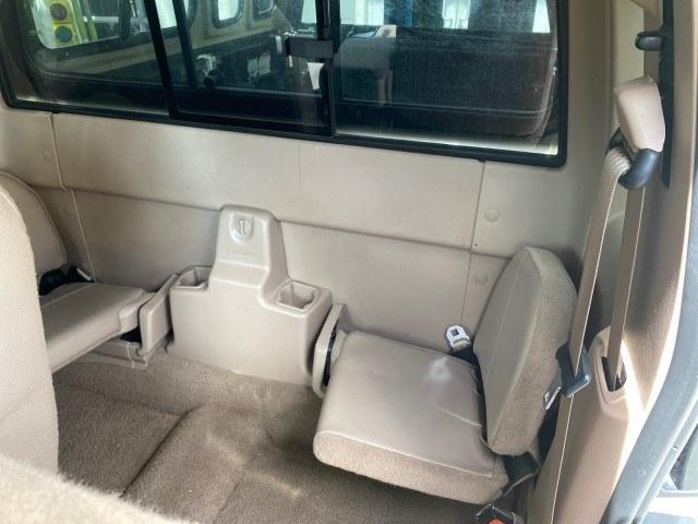 2002 Harvest Gold Metallic /Med Prairie Tan Ford Ranger XLT X CAB CAMPER TOP LOW MILES 49,062 (1FTYR44E22P) with an 4.0L SEFI SOHC V6 Engine engine, Automatic transmission, located at 4701 North Dixie Hwy, Pompano Beach, FL, 33064, (954) 422-2889, 26.240938, -80.123474 - OUR WEBPAGE FLORIDACARS1.COM HAS OVER 100 PHOTOS AND FREE CARFAX LINK 2002 Ford Ranger XLT Appearance 4 Door Extended Cab Pickup 4.0L V6 F SOHC Gasoline 23 MPG Rear Wheel Drive Features ABS Brakes Air Conditioning AM/FM Stereo Automatic Transmission Bed Liner Cassette Player CD Audio Cloth Seats Cru- Photo#75