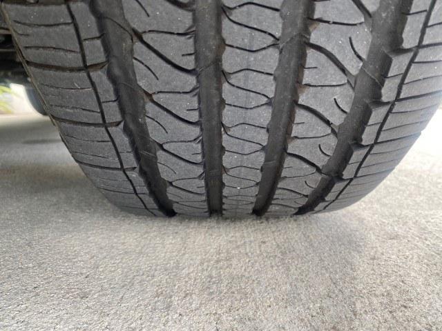 2011 Brilliant Black Crystal Pearl /Black/Tan Dodge Durango Citadel 4WD LOW MILES 60,759 (1D4SD5GTXBC) with an 5.7L V8 VVT Hemi Multi Displacement Engine engine, Automatic transmission, located at 4701 North Dixie Hwy, Pompano Beach, FL, 33064, (954) 422-2889, 26.240938, -80.123474 - OUR WEBPAGE FLORIDACARS1.COM HAS OVER 100 PHOTOS AND FREE CARFAX LINK 2011 Dodge Durango Citadel 4 Door Wagon/Sport Utility 5.7L V8 F OHV 16V Gasoline 20 MPG Rear Wheel Drive Features 20 Inch Plus Wheels 4WD/AWD A/C Seat(s) ABS Brakes Air Conditioning Alloy Wheels AM/FM Stereo Automated Cruise Contr- Photo#19