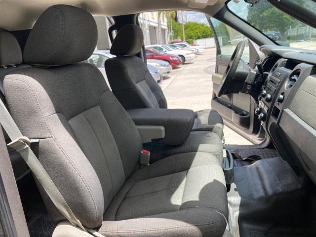 2010 Sterling Grey Metallic /Medium Stone Ford F-150 4 DR CREW XL LOW MILES 34,625 (1FTEW1CW5AF) with an 4.6L 8-Cyl Engine engine, Automatic transmission, located at 4701 North Dixie Hwy, Pompano Beach, FL, 33064, (954) 422-2889, 26.240938, -80.123474 - OUR WEBPAGE FLORIDACARS1.COM HAS OVER 100 PHOTOS AND FREE CARFAX LINK 2010 Ford F-150 XL Crew Pickup 4.6L V8 F SOHC 16V Gasoline 19 MPG Rear Wheel Drive Features ABS Brakes Air Conditioning Alloy Wheels AM/FM Stereo Automatic Transmission Auxiliary Audio Input Bed Liner Cloth Seats CD Audio Cruise C- Photo#12