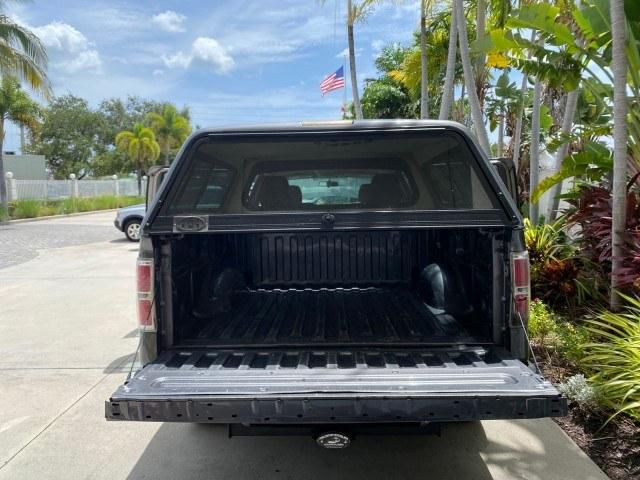 2010 Sterling Grey Metallic /Medium Stone Ford F-150 4 DR CREW XL LOW MILES 34,625 (1FTEW1CW5AF) with an 4.6L 8-Cyl Engine engine, Automatic transmission, located at 4701 North Dixie Hwy, Pompano Beach, FL, 33064, (954) 422-2889, 26.240938, -80.123474 - OUR WEBPAGE FLORIDACARS1.COM HAS OVER 100 PHOTOS AND FREE CARFAX LINK 2010 Ford F-150 XL Crew Pickup 4.6L V8 F SOHC 16V Gasoline 19 MPG Rear Wheel Drive Features ABS Brakes Air Conditioning Alloy Wheels AM/FM Stereo Automatic Transmission Auxiliary Audio Input Bed Liner Cloth Seats CD Audio Cruise C- Photo#15